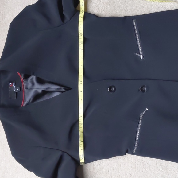 Laura Black Blazer, Button Front, Pockets, 8 - Picture 12 of 14